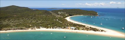 The Spit - Putney Beach - Great Keppel Island - Yeppoon - QLD (PBH4 00 18737)